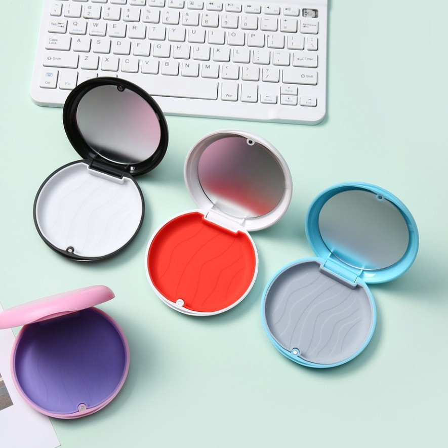 portable retainer case with mirror portable retainer case with mirror